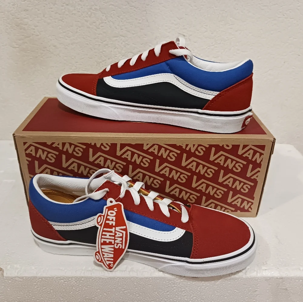Vans - Picture 3 of 3